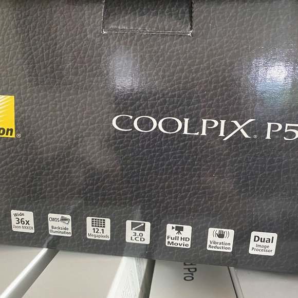 Nikon CoolPix P500 Digital Camera - Picture 5 of 5
